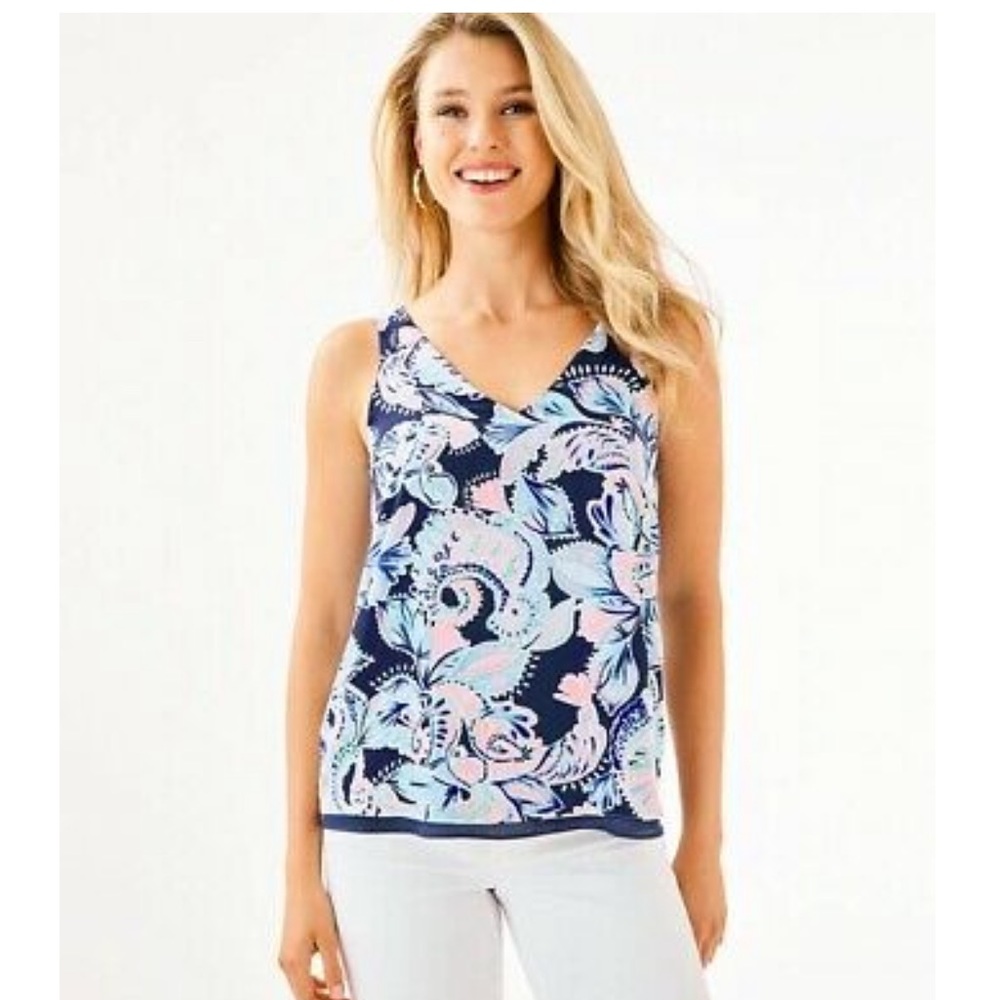 Reversible Lilly top! NWOT